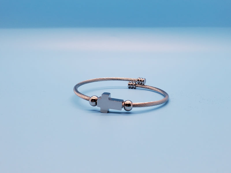 Pulsera con detalle de cruz - Silver