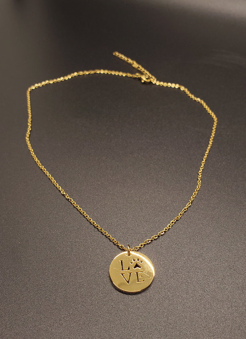 Cadena con medalla Love