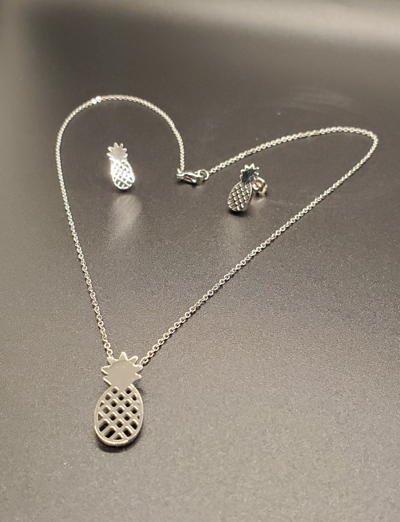 Cadena con piña & aretes