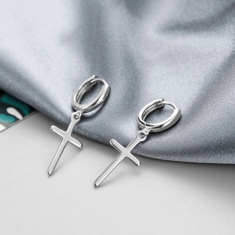 Aretes con detalle de cruz